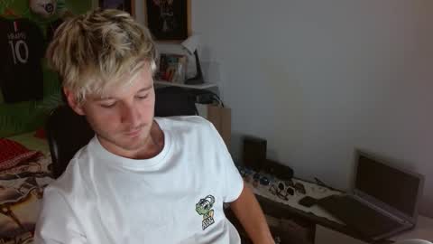 Frederick Perin online show from 12/05/25, 01:42