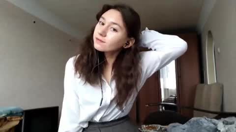 Snapshot of fredmurrietta chatting on 10/17/25, 09:12 Mia online show from 10/17/25, 09:12