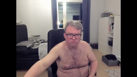 Snapshot of fredrik386959 chatting on 01/13/25, 06:16 Fredrik online show from 01/13/25, 06:16