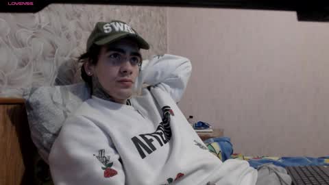Snapshot of fredzo777 chatting on 02/05/25, 01:15 Fred online show from 02/05/25, 01:15
