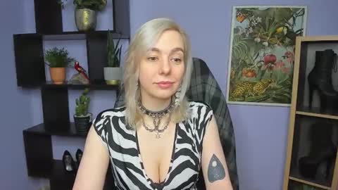 Anne online show from 05/27/26, 06:54
