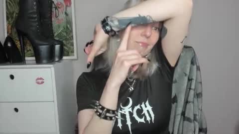 Anne online show from 06/09/26, 06:47