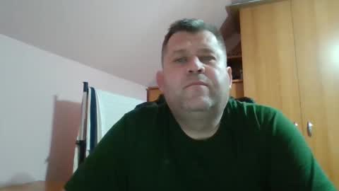 freeboy80180 online show from 12/18/24, 06:25