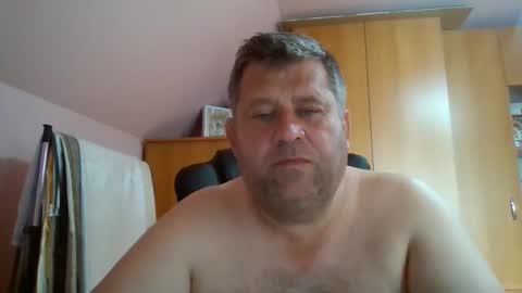 freeboy80180 online show from 09/10/25, 03:23
