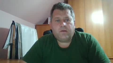 freeboy80180 online show from 09/19/25, 06:08