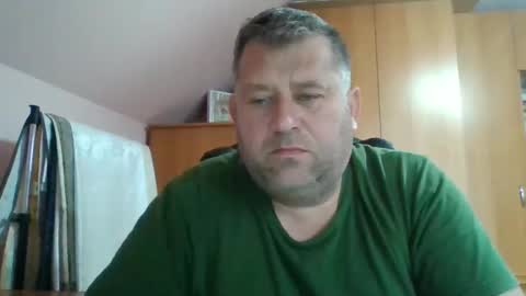 freeboy80180 online show from 10/04/25, 06:11