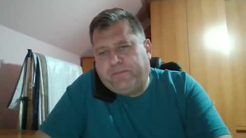 Snapshot of freeboy80180 chatting on 10/13/25, 04:29 freeboy80180 online show from 10/13/25, 04:29