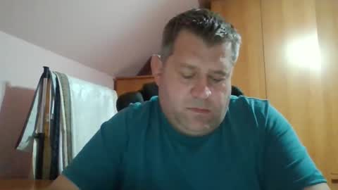 freeboy80180 online show from 10/14/25, 04:41