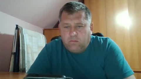 Snapshot of freeboy80180 chatting on 11/17/25, 03:18 freeboy80180 online show from 11/17/25, 03:18