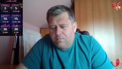 Snapshot of freeboy80180 chatting on 11/29/25, 10:51 freeboy80180 online show from 11/29/25, 10:51