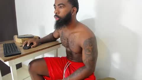 Snapshot of freedom_24 chatting on 01/23/25, 03:32 shakur online show from 01/23/25, 03:32
