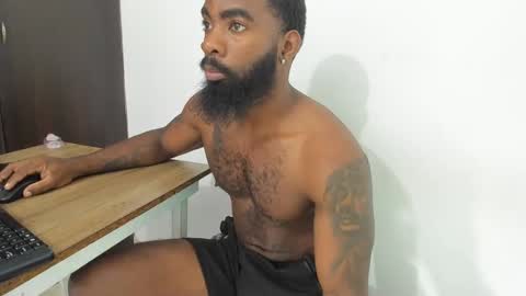 Snapshot of freedom_24 chatting on 01/28/25, 05:35 shakur online show from 01/28/25, 05:35
