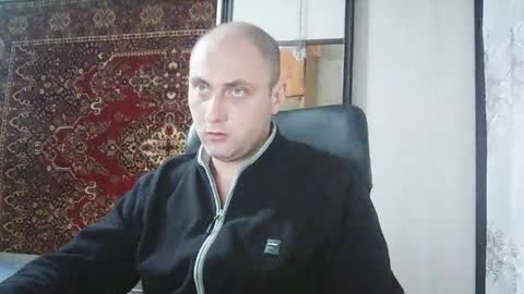 Snapshot of freeeman90 chatting on 05/17/26, 07:43 freeeman90 online show from 05/17/26, 07:43