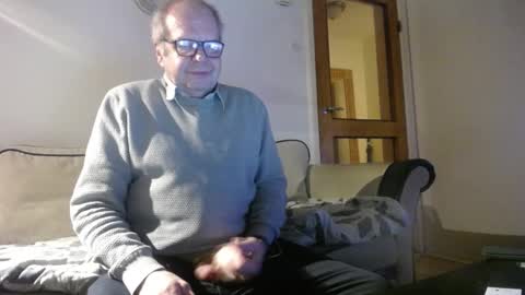 Snapshot of freespirt59 chatting on 12/11/24, 05:37 freespirt59 online show from 12/11/24, 05:37