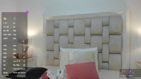 Frehia   online show from 11/28/25, 11:46