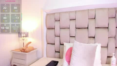 Frehia   online show from 06/03/26, 02:33