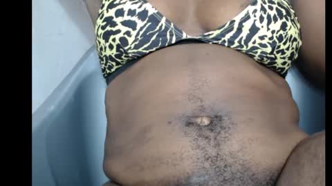 Snapshot of frekkymorelle chatting on 10/03/25, 05:48 frekkymorelle online show from 10/03/25, 05:48