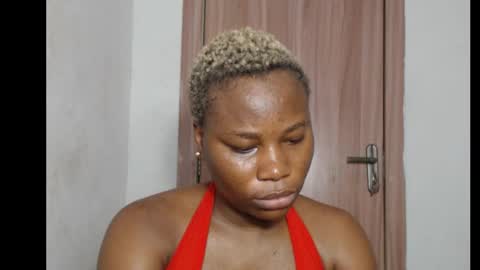 Snapshot of frekkymorelle chatting on 10/19/25, 04:24 frekkymorelle online show from 10/19/25, 04:24