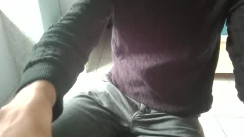 Snapshot of french_666999 chatting on 12/09/24, 01:13 French 666999 online show from 12/09/24, 01:13