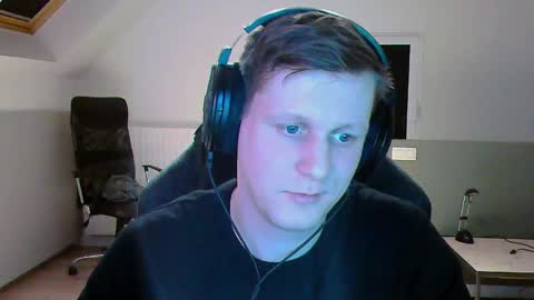 French fries online show from 03/10/25, 07:40