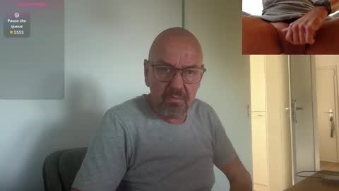 Snapshot of frenchy77772 chatting on 09/19/25, 07:21 Frenchy online show from 09/19/25, 07:21
