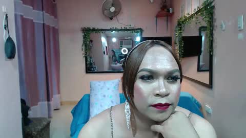 frenzy315851 online show from 11/12/25, 12:16