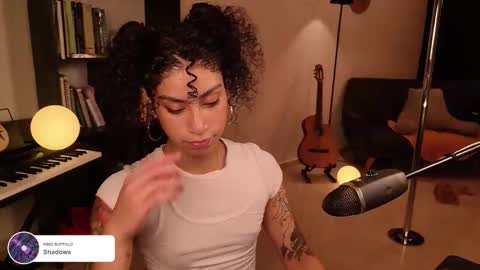 Vale online show from 10/11/25, 11:47