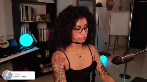 Vale online show from 10/19/25, 05:19