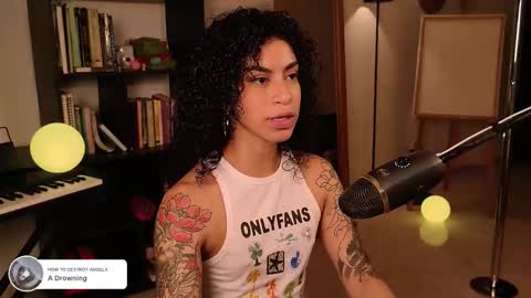 Vale online show from 11/12/25, 02:12