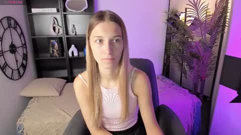 Laura online show from 07/06/26, 06:10