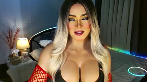 Miss Frea  online show from 12/17/25, 07:42