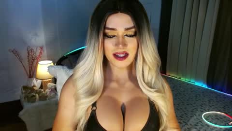 Miss Frea  online show from 01/17/26, 03:00