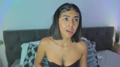 Snapshot of freya_stonee chatting on 02/28/25, 11:36 Freya online show from 02/28/25, 11:36