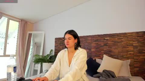 Freya online show from 07/16/26, 12:55