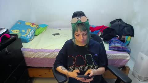freyaa_sorceress online show from 03/11/25, 08:20
