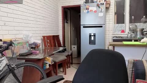 freyaa_sorceress online show from 10/14/25, 04:08