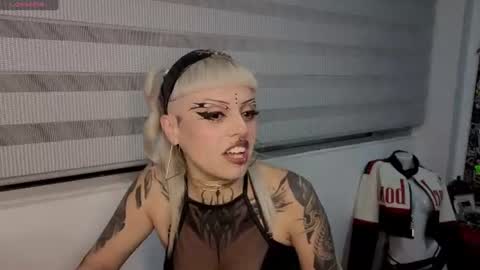 freyaa_sorceress online show from 07/21/26, 02:47