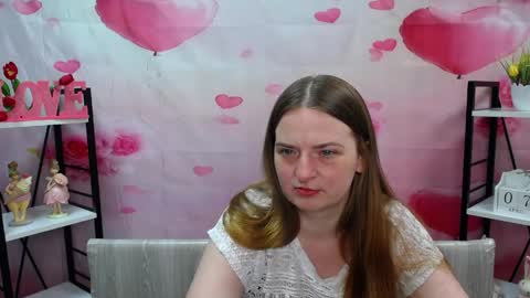 Snapshot of freyadak chatting on 04/08/26, 05:13 FreyaDak online show from 04/08/26, 05:13