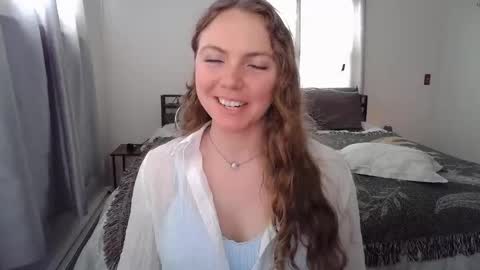 Snapshot of freyafux chatting on 04/03/26, 09:35 Miss Freya online show from 04/03/26, 09:35
