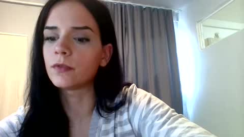 Freya online show from 01/27/25, 02:02
