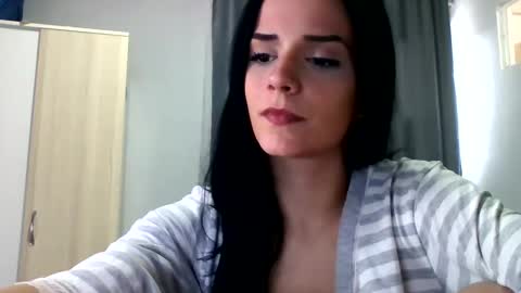 Freya online show from 03/02/25, 02:43