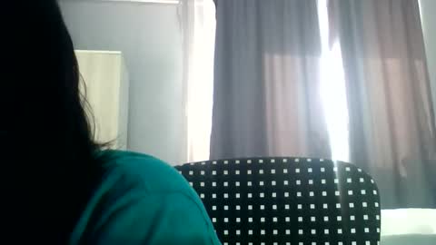 Freya online show from 10/16/25, 08:04