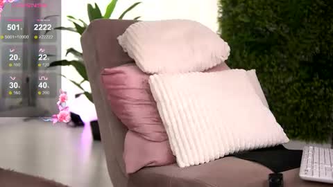 freyaheart online show from 06/29/26, 06:08