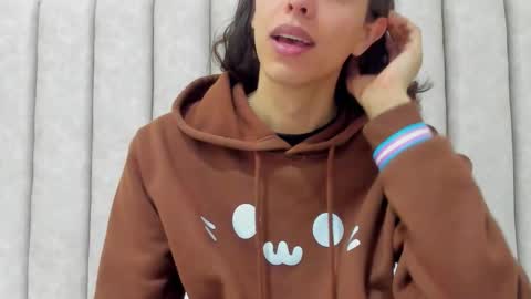 Snapshot of freyamoller chatting on 10/28/25, 07:27 FREYA online show from 10/28/25, 07:27