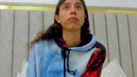 Snapshot of freyamoller chatting on 12/01/25, 01:16 FREYA online show from 12/01/25, 01:16