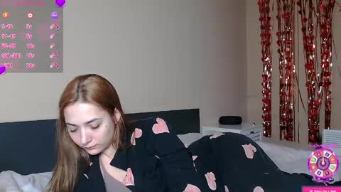 Snapshot of freyaoliver chatting on 04/20/26, 09:38 FreyaOliver online show from 04/20/26, 09:38
