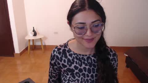 Snapshot of freyarouge chatting on 05/31/26, 11:50 freyarouge online show from 05/31/26, 11:50