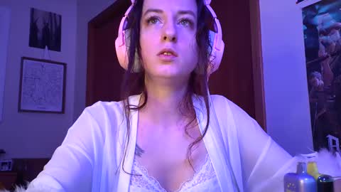 FreyaTheGemini online show from 01/06/25, 04:04