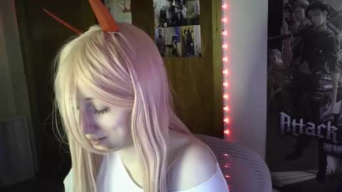 Snapshot of freythegemini chatting on 10/29/25, 04:26 FreyaTheGemini online show from 10/29/25, 04:26