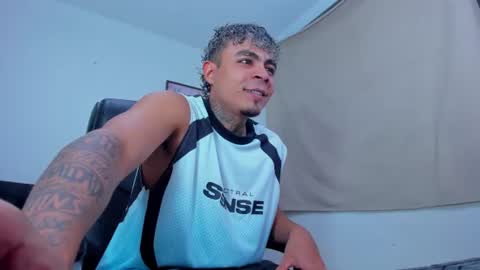 freyva_ online show from 07/14/26, 01:30